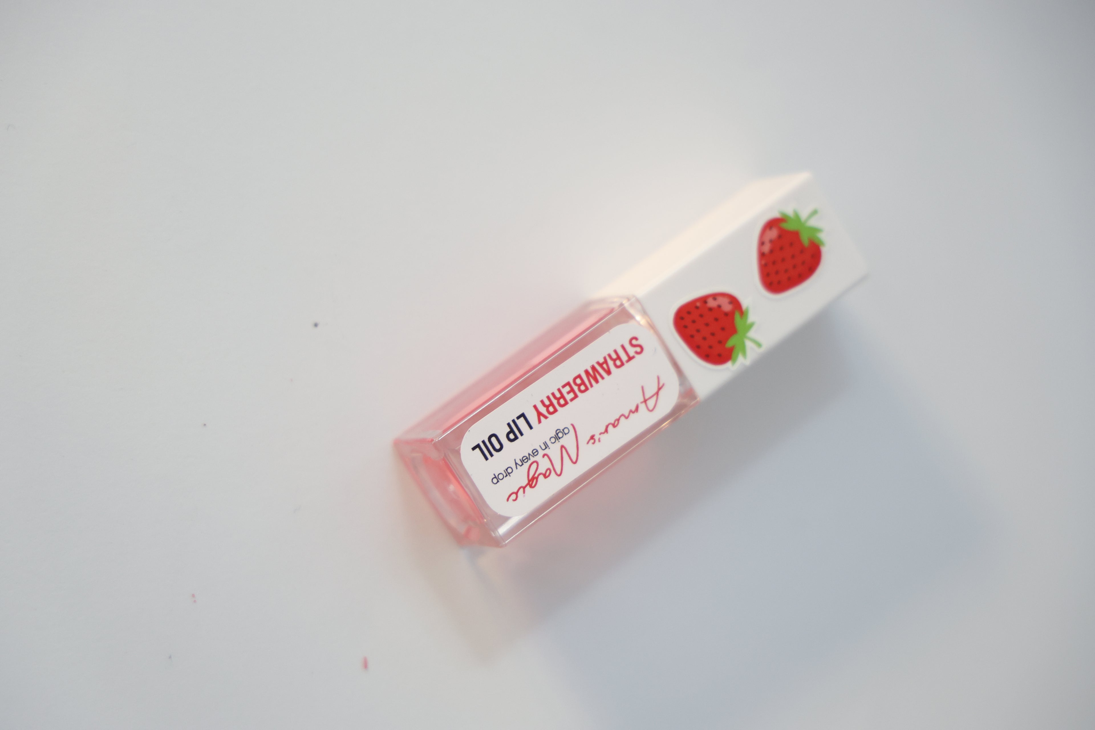 Strawberry lip oil